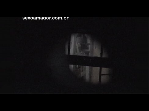 ❤️ Blondie viene segretamente filmato da un voyeur del quartiere nascosto dietro mattoni cavi ️ Porno russoal it.8kpornvids.ru ❌❤